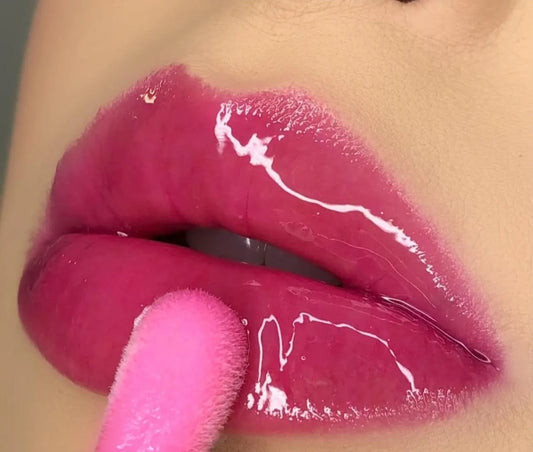 Glow Shiff – PH Color-Changing Lip Gloss